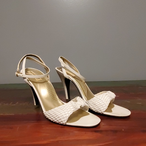 Roman Alta Moda Shoes - BOGO on all shoes Rare Roman Alta Moda shoes